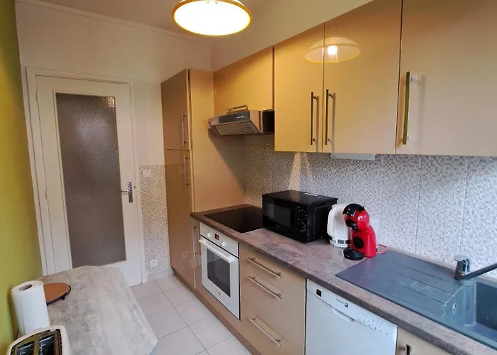 Candy - Avec Jardin Et Vue - 50m De La *